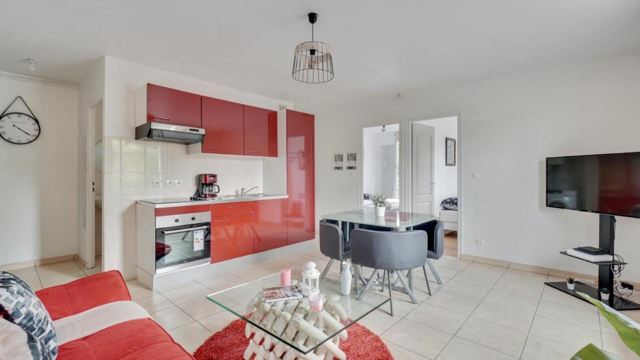 Apartmán Chic Apart With Parking Near Paris Aubervilliers Exteriér fotografie